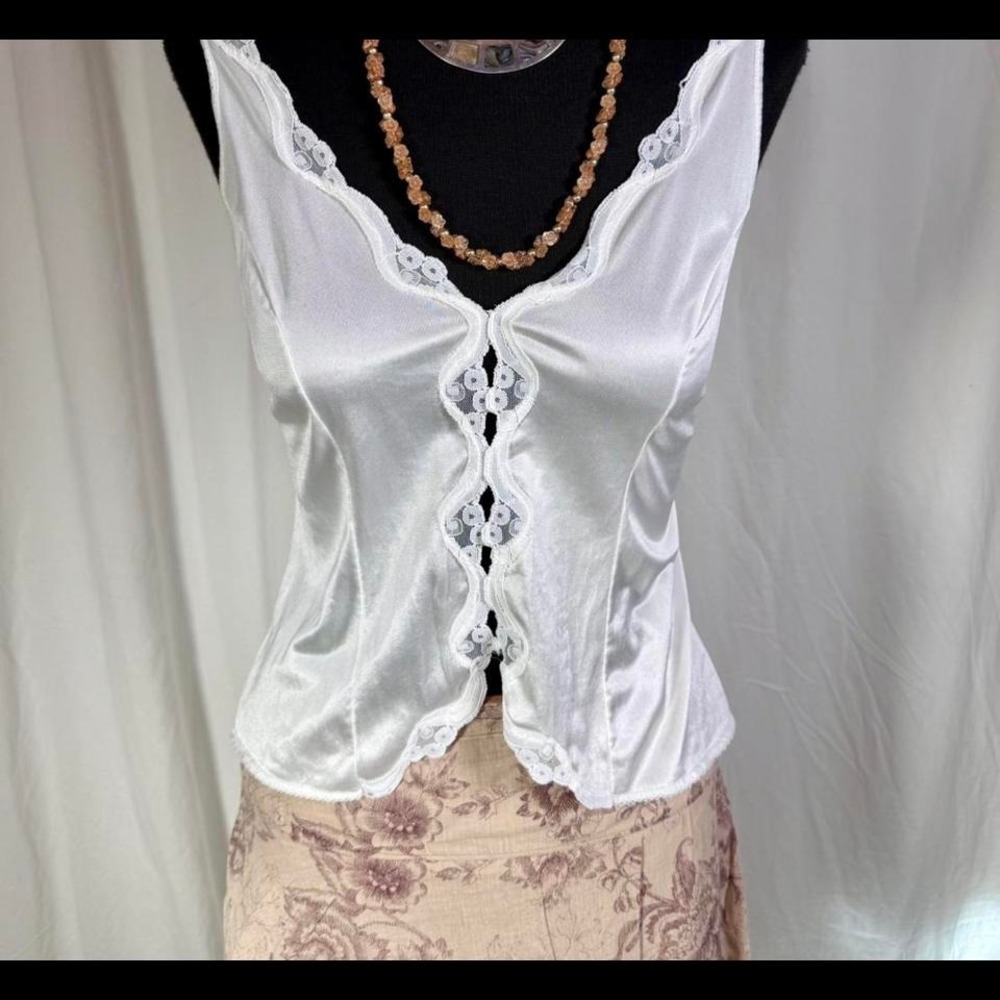 Vintage Warner's "Frostings"‎ Satin Lace Camisole – Size S (Made in USA)